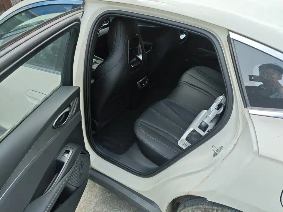 BYD Seal 06 2025
