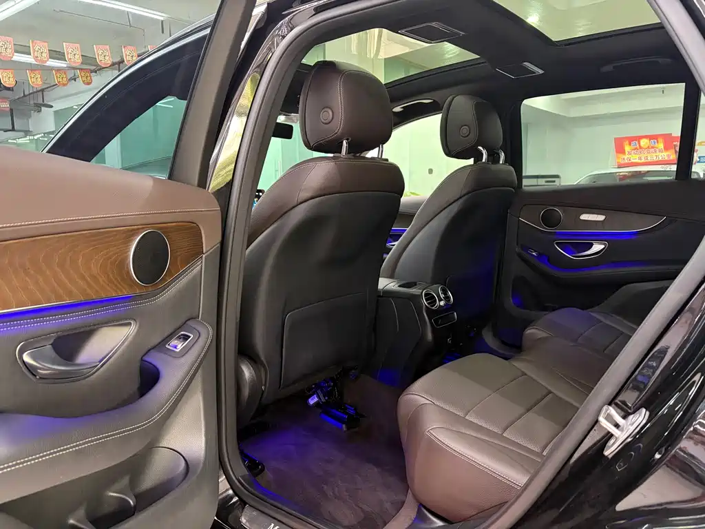 Mercedes-Benz GLC 2019 — фото 13