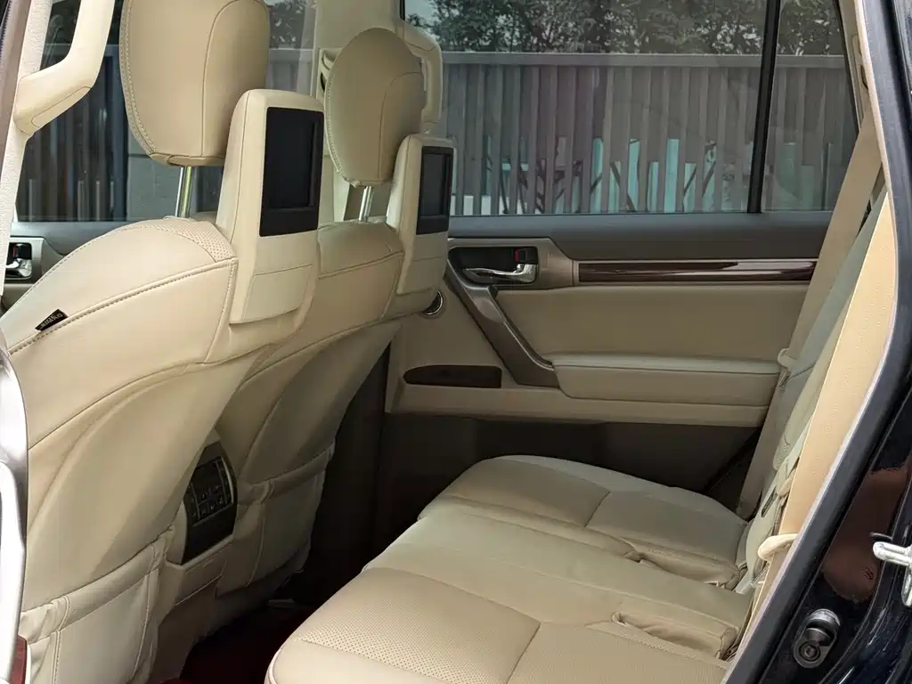 Lexus GX 2012