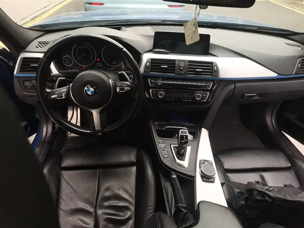 BMW 3 Series 2015 — фото 13