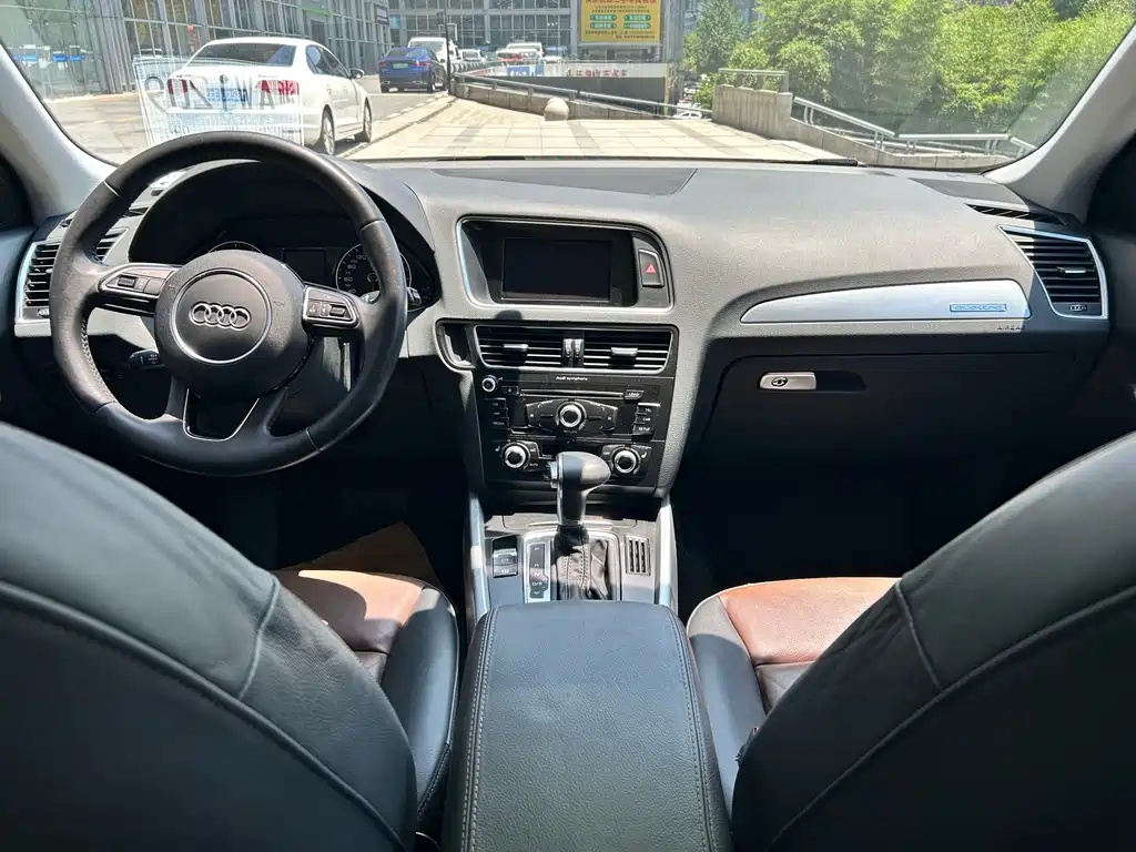 Audi Q5 2016 — фото 14