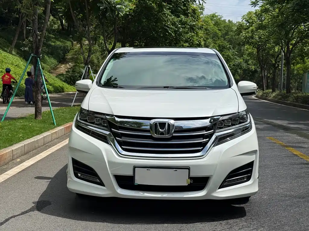 Honda Elysion 2018 — фото 2