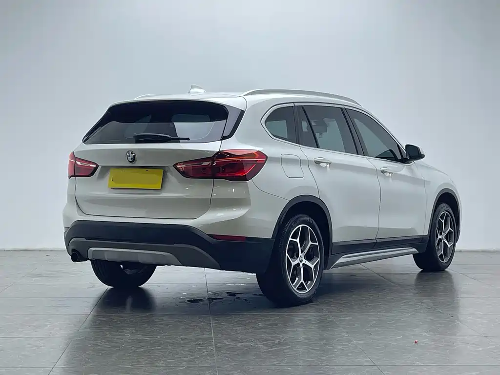 BMW X1 2019 — фото 3