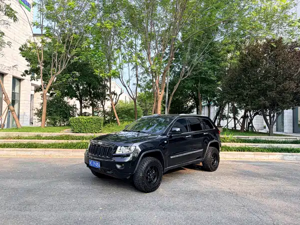 Jeep Grand Cherokee 2011