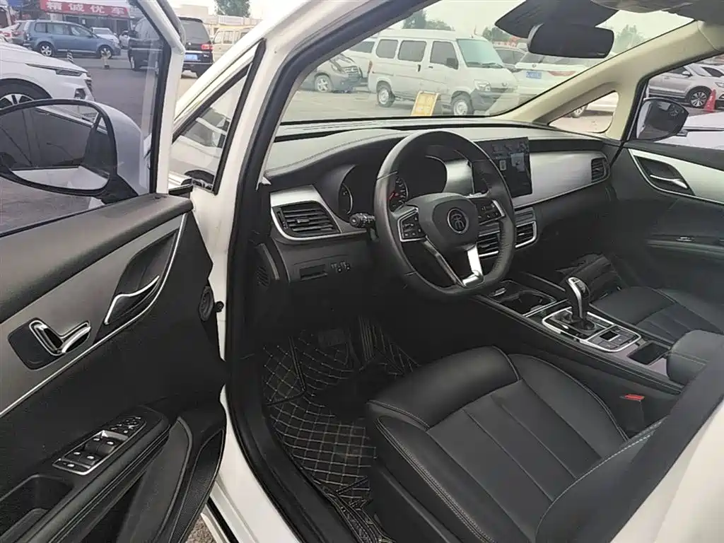 BYD MAX 2021 — фото 16