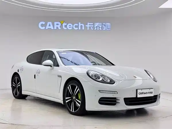 Porsche Panamera 2014