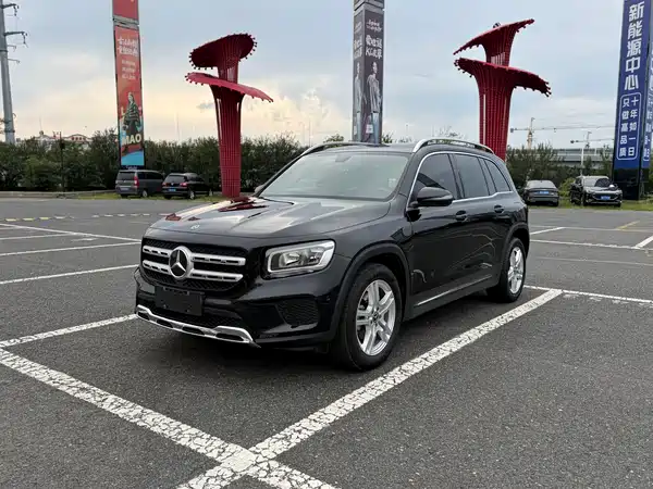 Mercedes-Benz GLB 2022