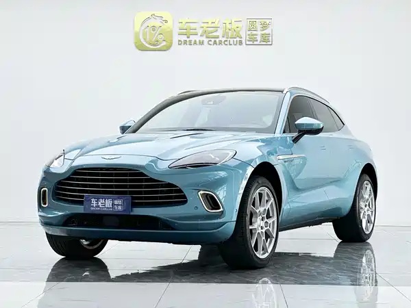Aston Martin DBX 2022