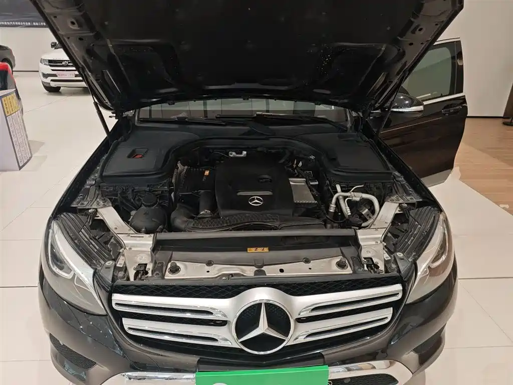 Mercedes-Benz GLC 2018 — фото 10