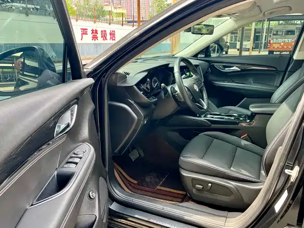Buick Envision Plus 2022