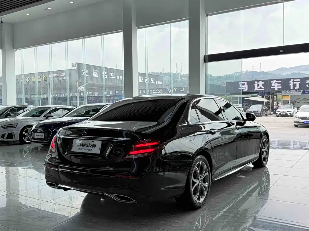 Mercedes-Benz E-Class 2020 — фото 4