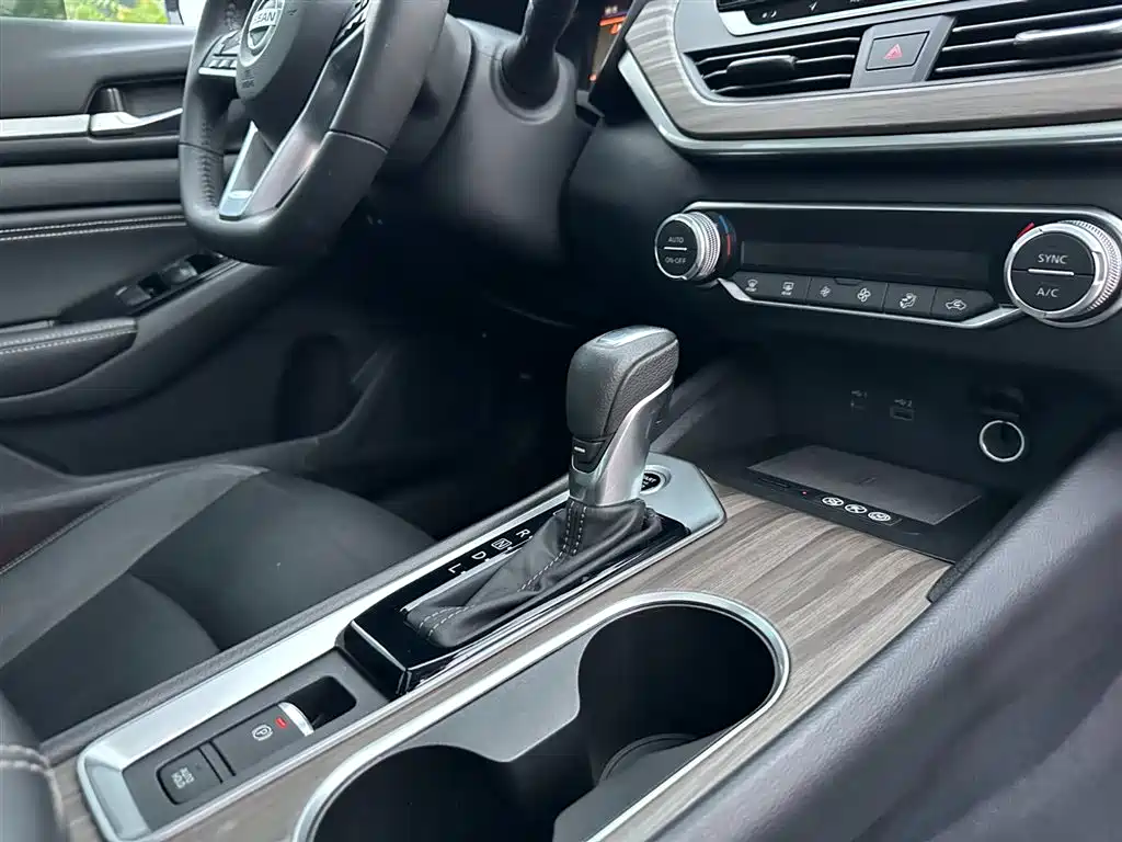 Nissan Teana 2021 — фото 17