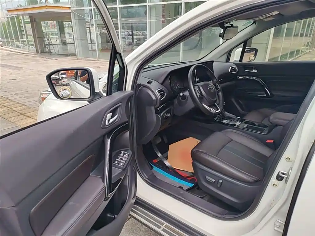 GAC Motor Trumpchi GS4 2019 — фото 16