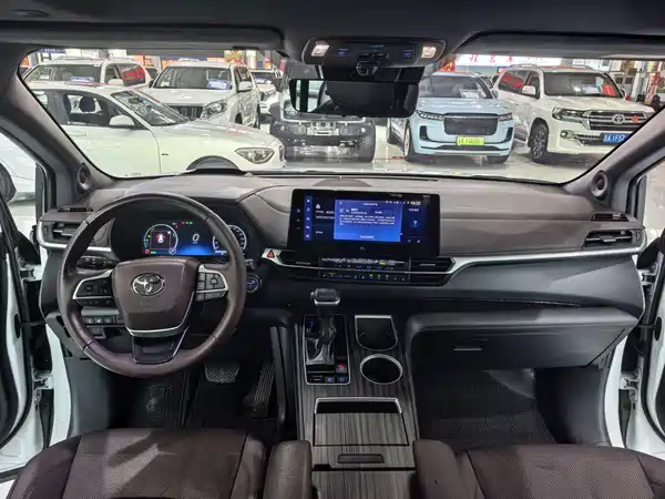 Toyota Sienna 2022