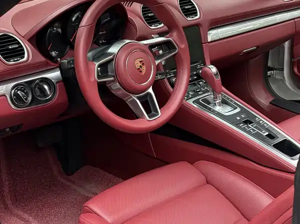 Porsche 718 2020