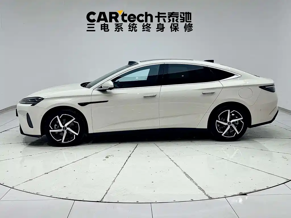 BYD Seal 07 DM-i 2026 — фото 7