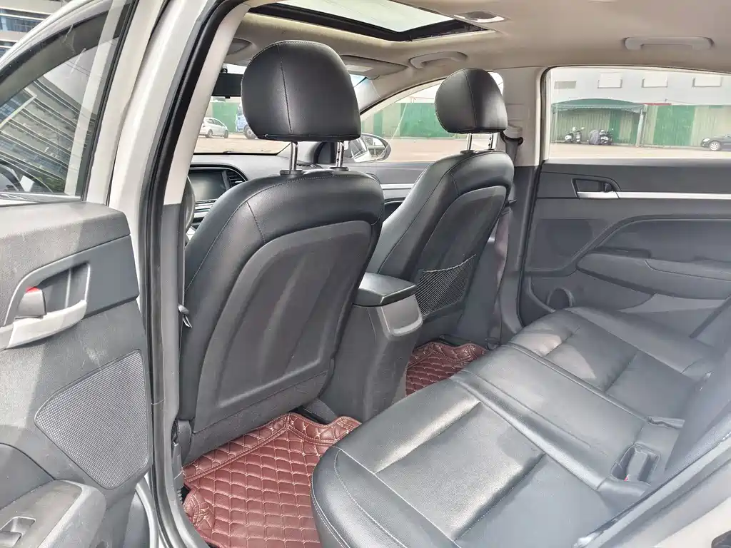 Hyundai Celesta 2016 — фото 10