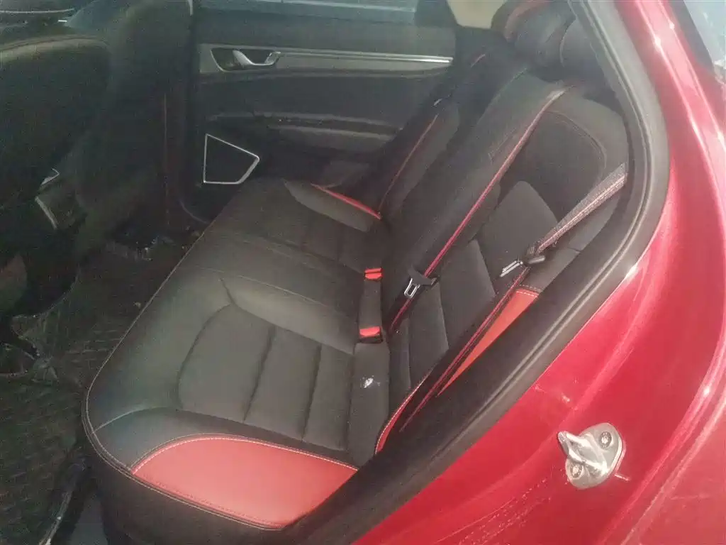 Geely Emgrand GS 2020 — фото 14