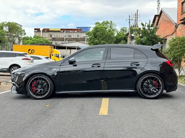 Mercedes-Benz A-Class AMG 2021