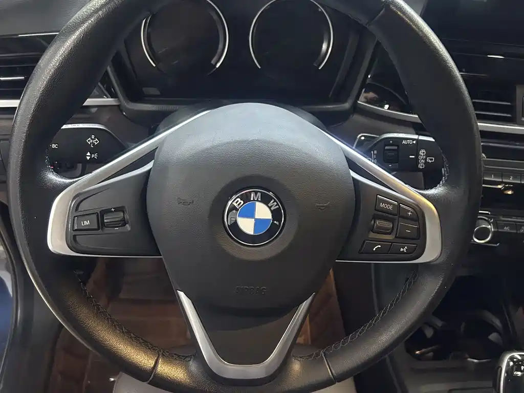 BMW X1 2022 — фото 15