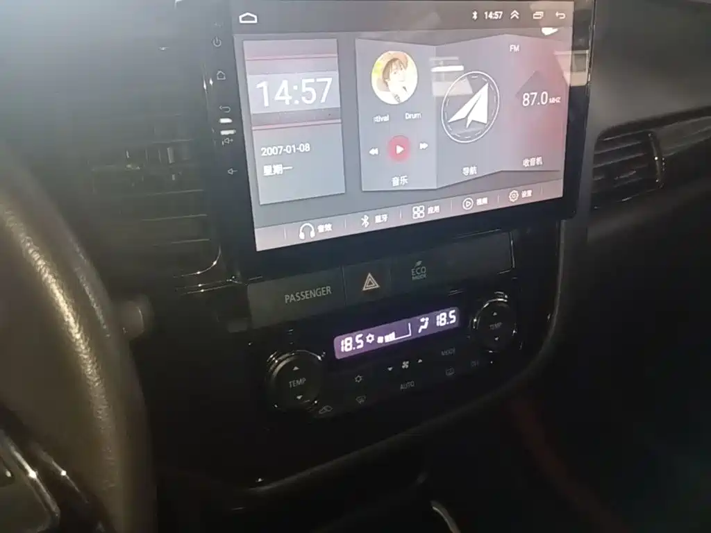 Mitsubishi Outlander 2019 — фото 13