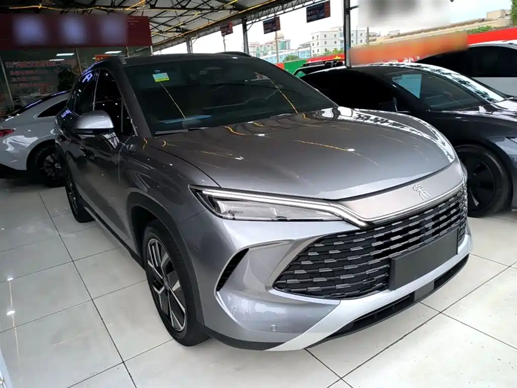 BYD L DM-i 2024 — фото 4