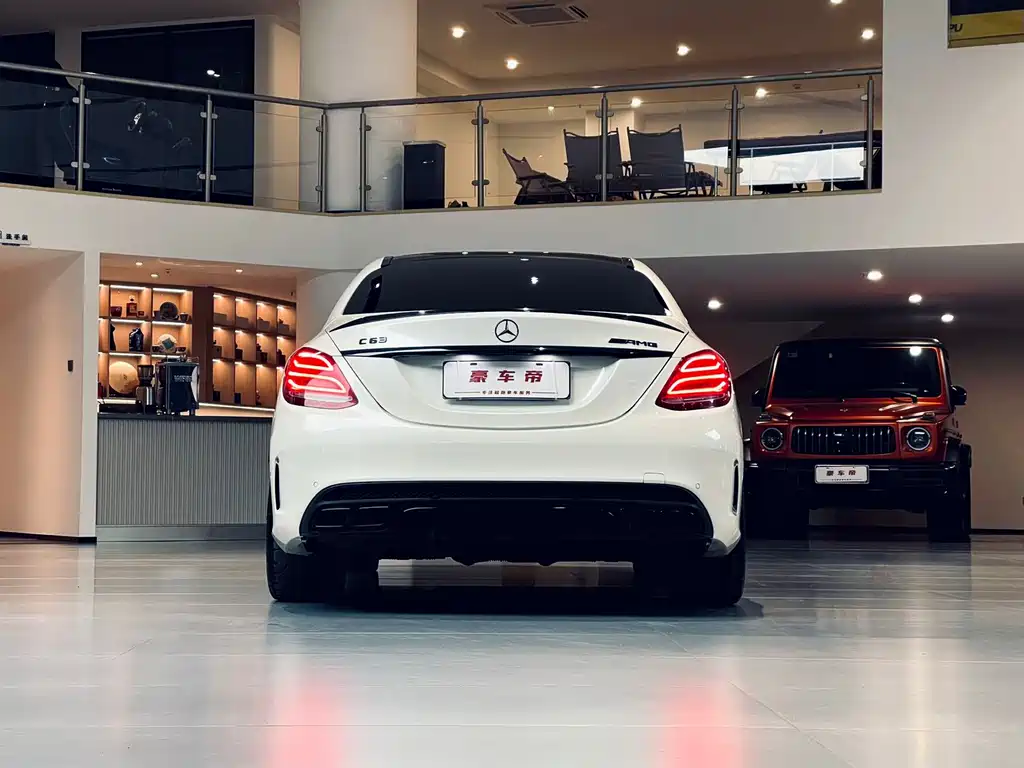 Mercedes-Benz C-Class AMG 2018 — фото 5