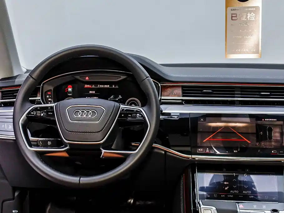 Audi A8 2024 — фото 22