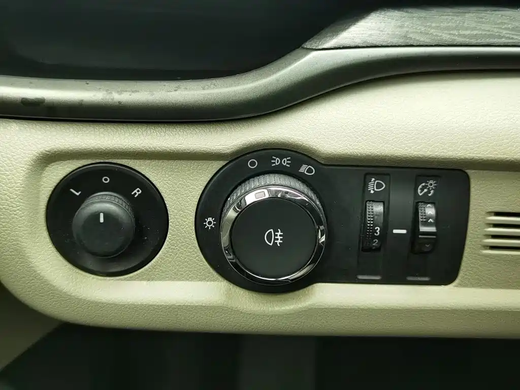 Buick Excelle GT 2017 — фото 21