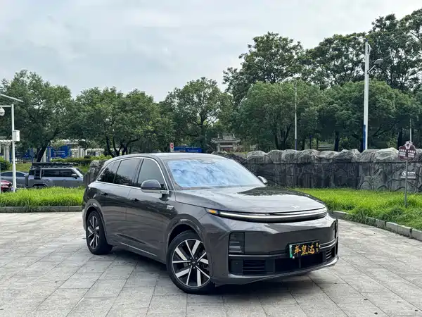 Li Auto L7 2023