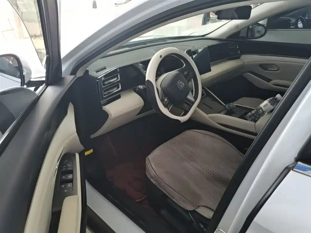 BYD Qin L 2025 — фото 16