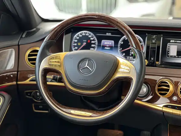 Mercedes-Benz S-Class 2015