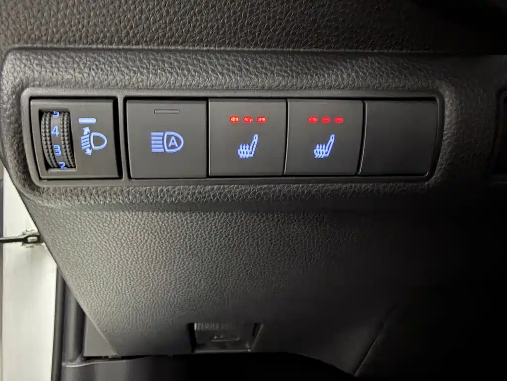Toyota Levin 2023 — фото 15
