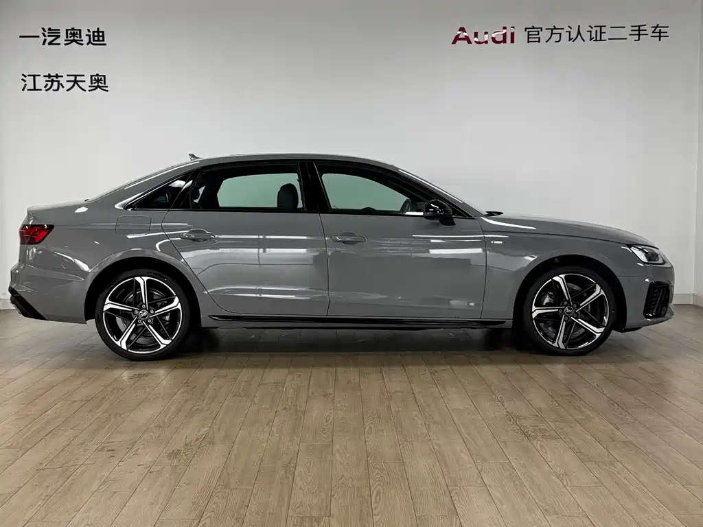 Audi A4L 2024 — фото 3