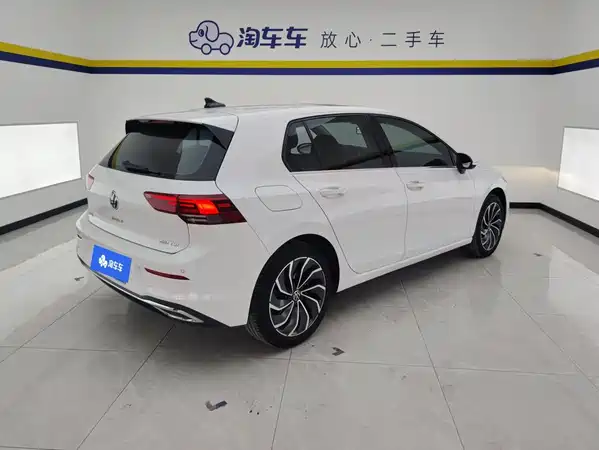 Volkswagen Golf 2022