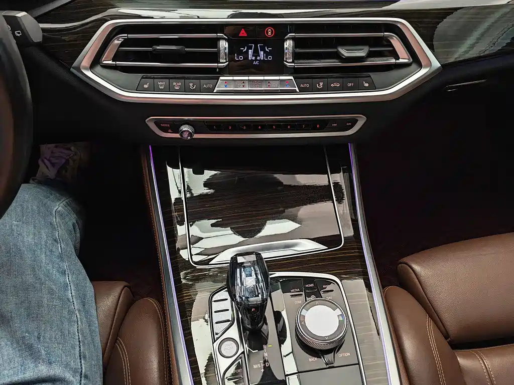 BMW X5 2020 — фото 14