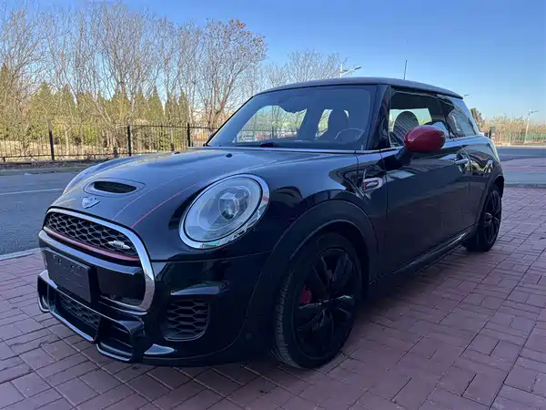 MINI JCW 2015