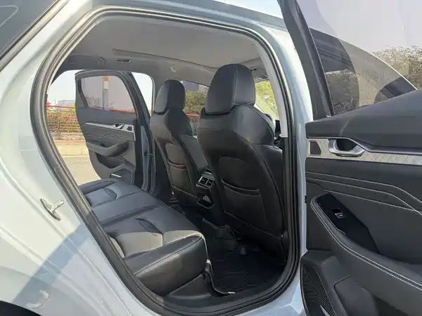 Geely Xingrui 2023
