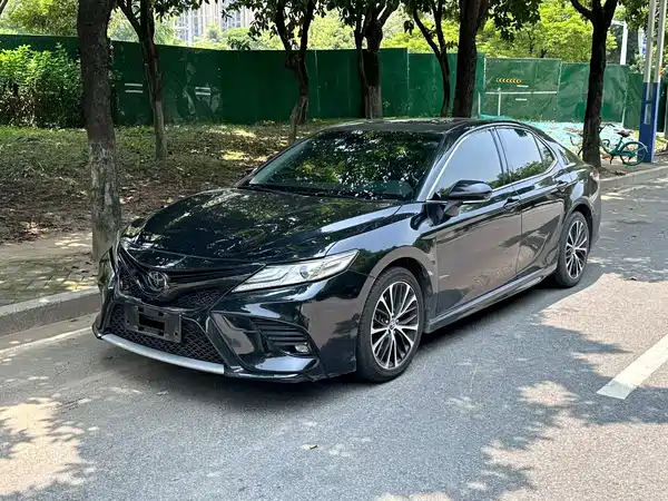 Toyota Camry 2018
