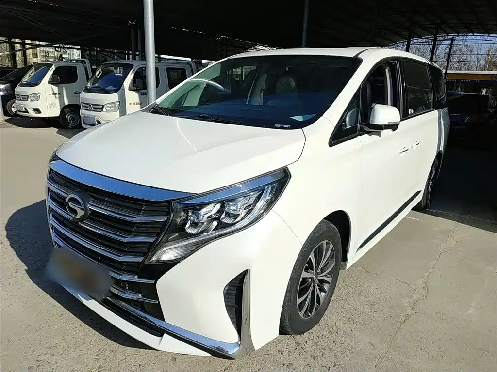 GAC Motor Trumpchi M8 2022 — фото 2