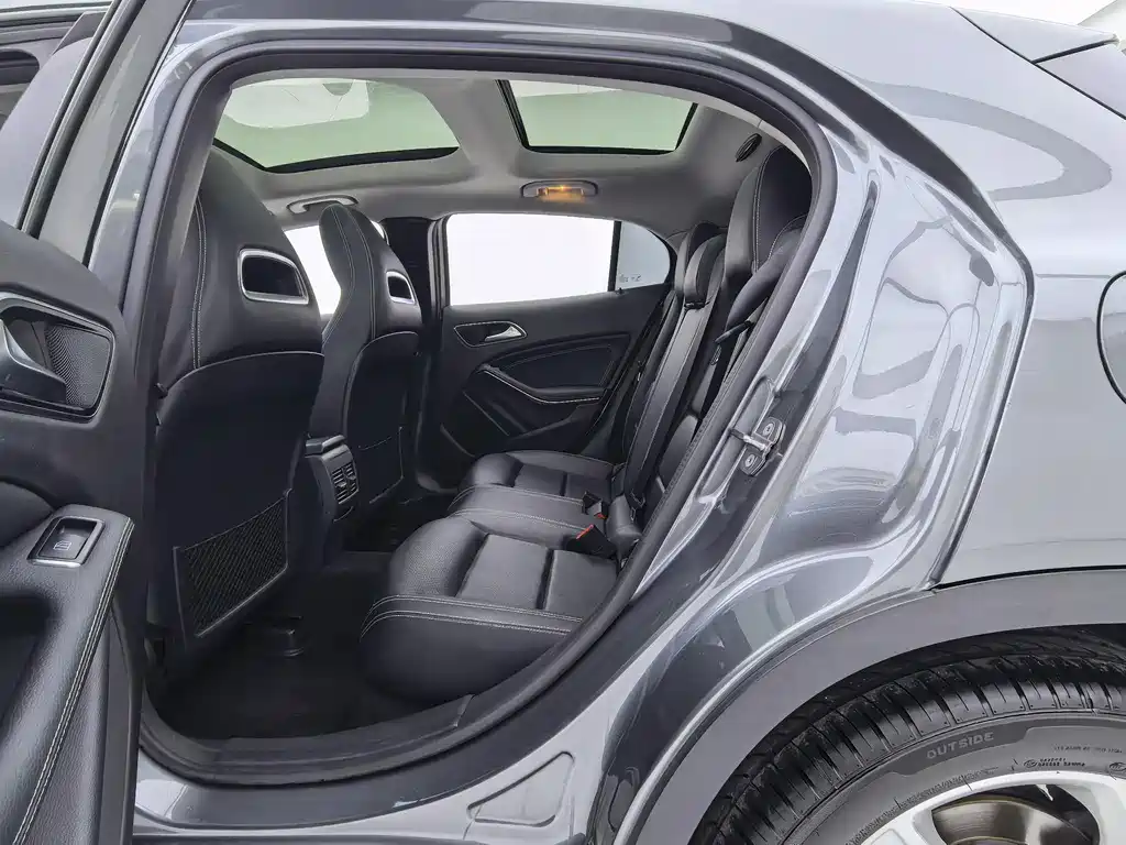 Mercedes-Benz GLA 2019 — фото 11