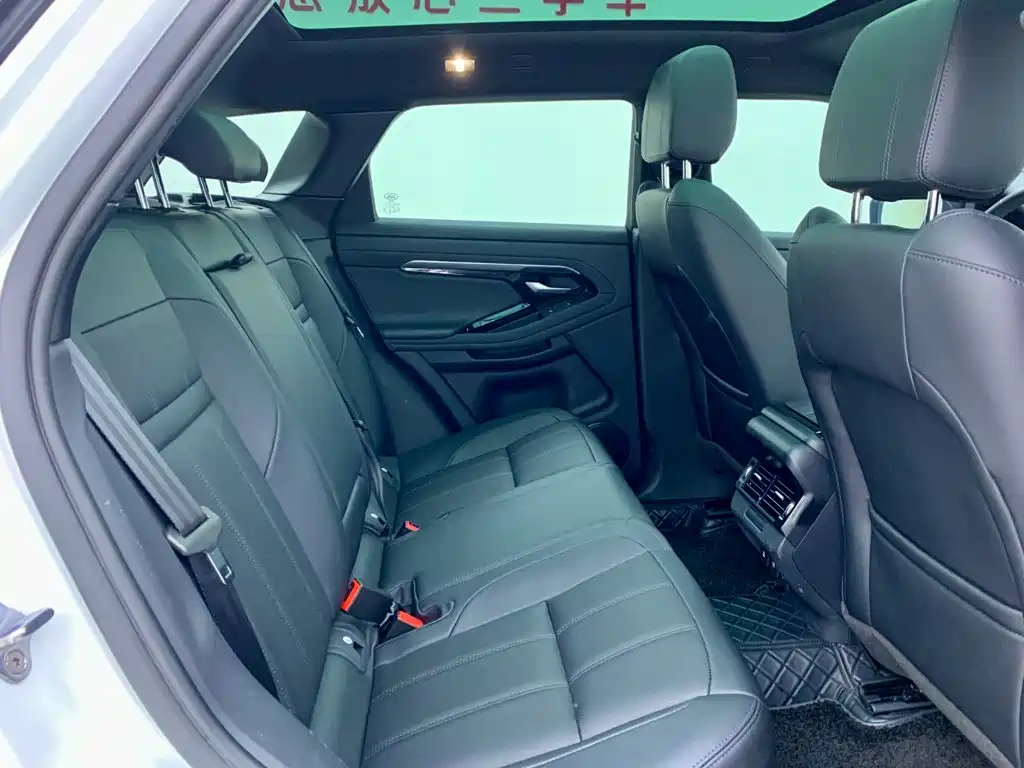 Land Rover Range Rover Evoque 2021 — фото 15