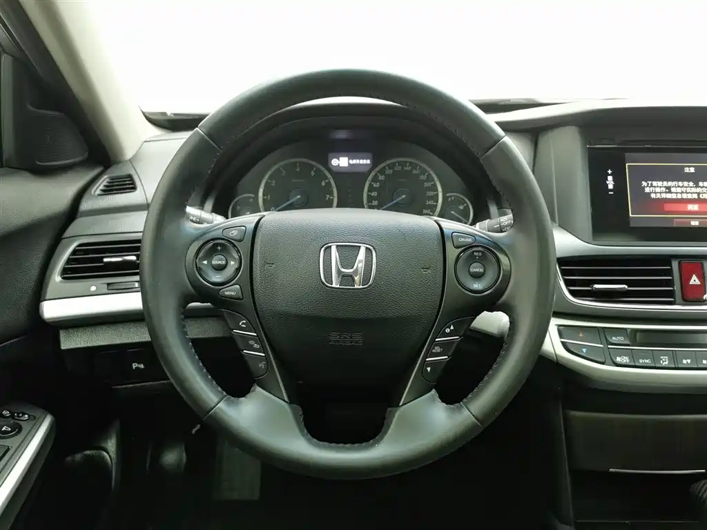 Honda Crosstour 2016 — фото 11