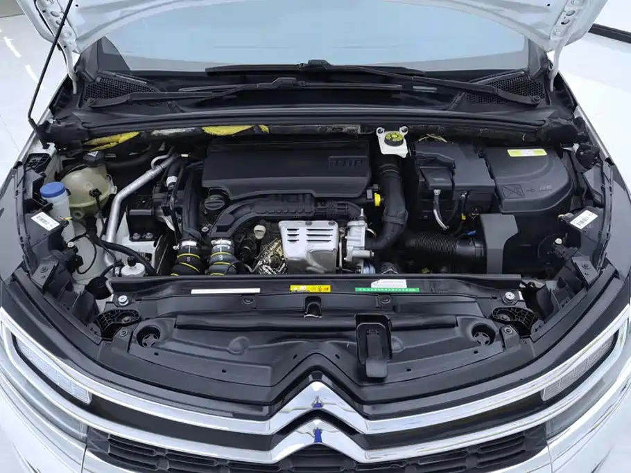 Citroën C4L 2016 — фото 10