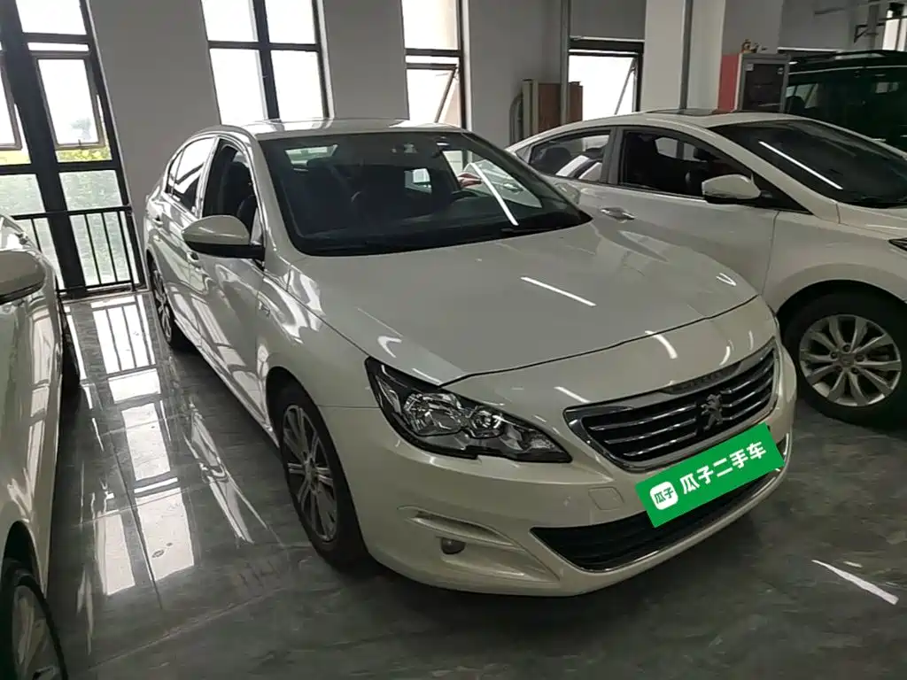 Peugeot 408 2016