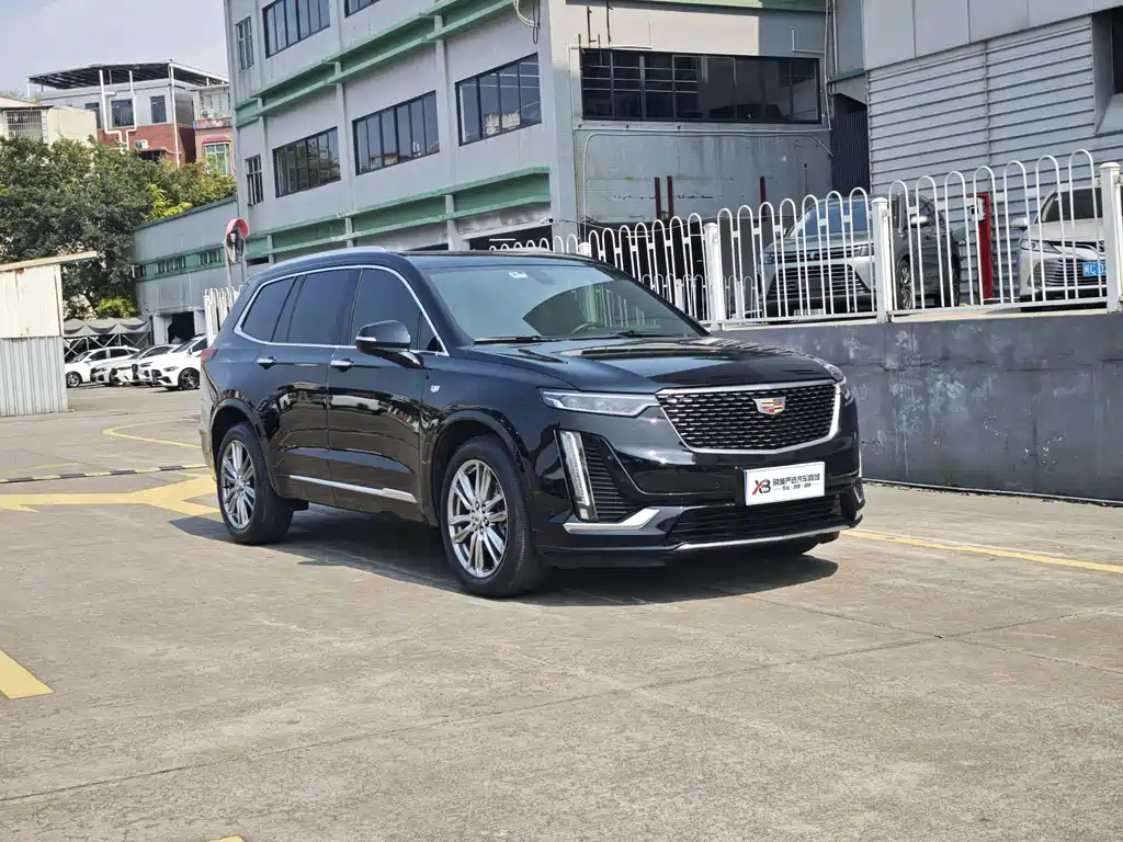 Cadillac XT6 2021 — фото 3