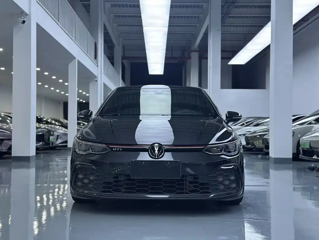 Volkswagen Golf GTI 2023