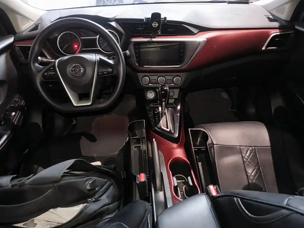 Nissan Bluebird 2019 — фото 10