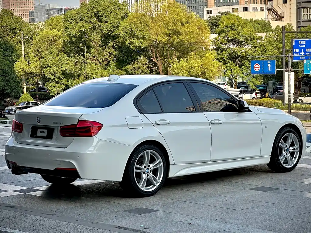BMW 3 Series 2017