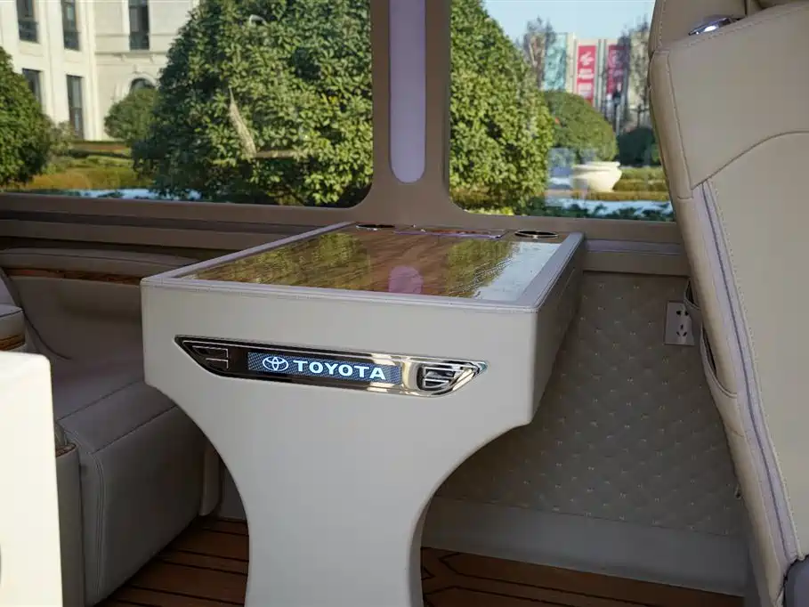 Toyota Coaster 2021 — фото 22